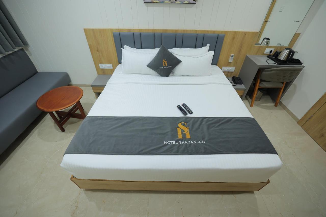Hotel Shayan Inn Раджкот Екстер'єр фото