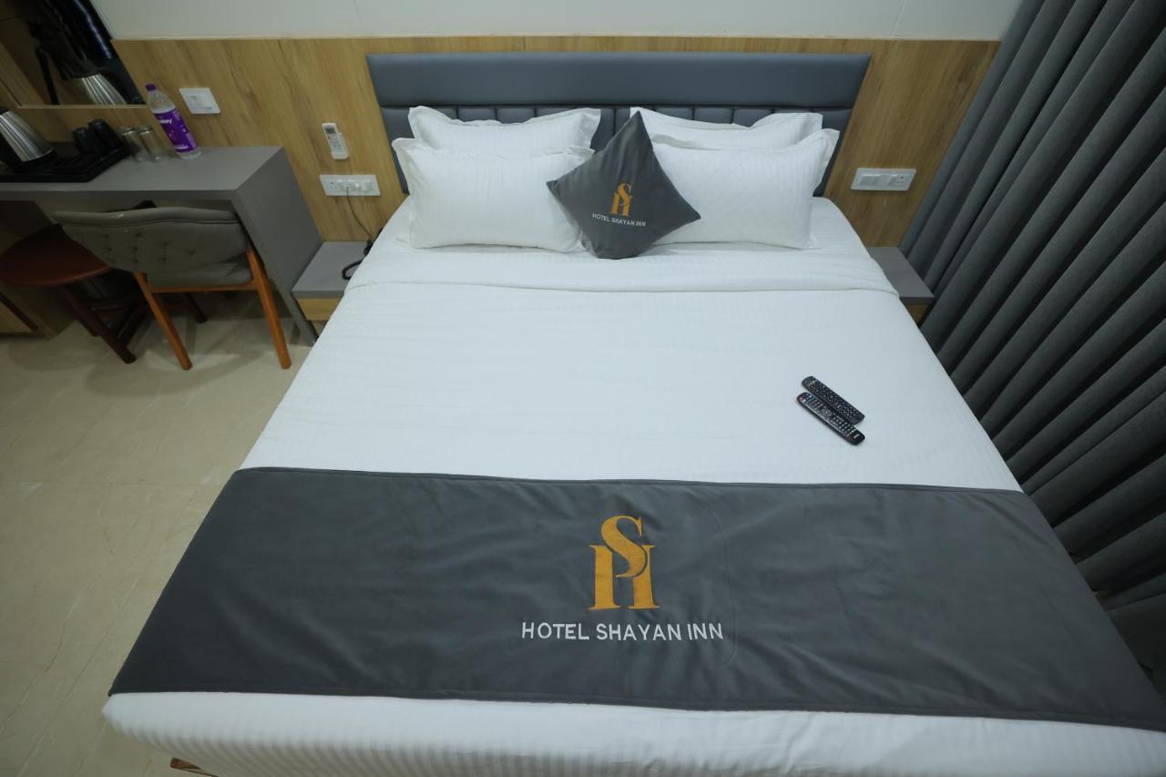Hotel Shayan Inn Раджкот Екстер'єр фото